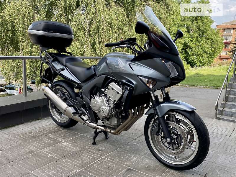 Honda CBF 600